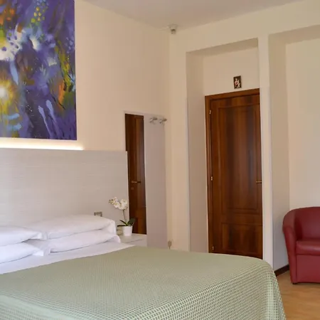 Ξενοδοχείο Cristina