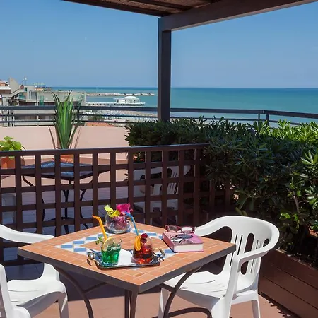 Cristina Ξενοδοχείο