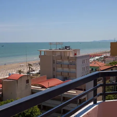 Hotel Cristina 3*